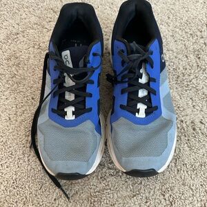 On Running Women’s Athletic Shoes in Blue